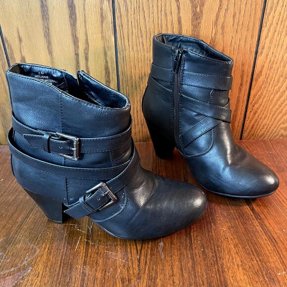 Rebel Bootie women size 6 inside zip buckles - Picture 3 of 9
